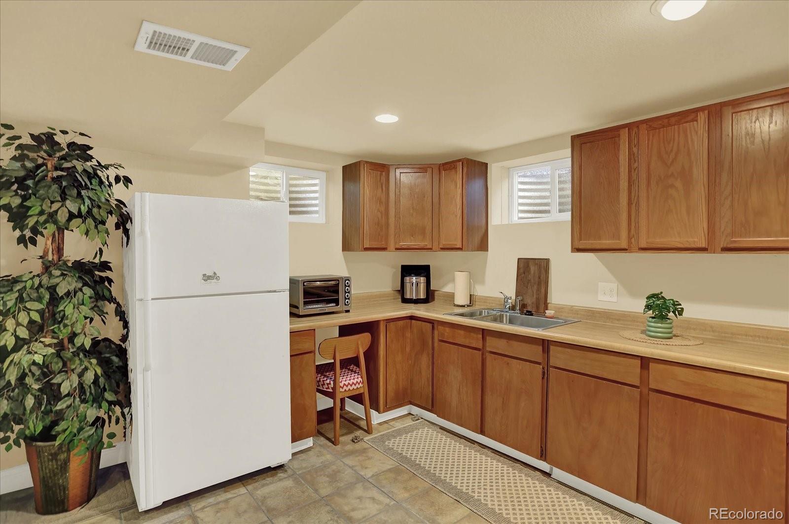 MLS Image #24 for 7631  oak street,arvada, Colorado
