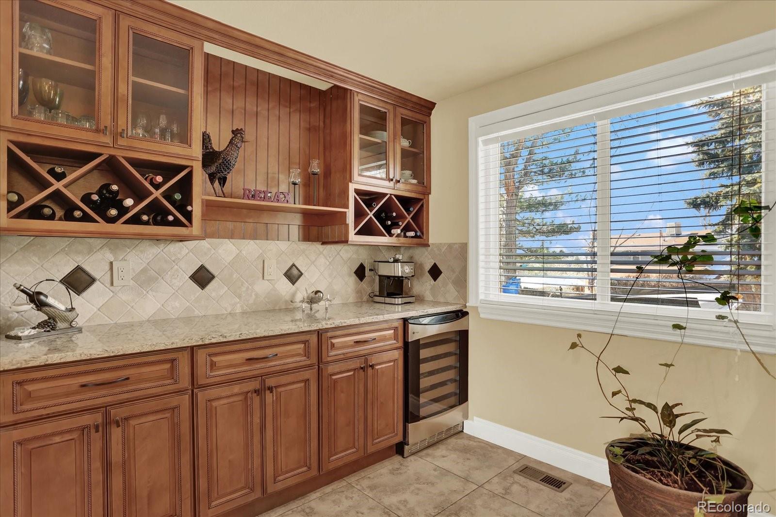 MLS Image #3 for 7631  oak street,arvada, Colorado