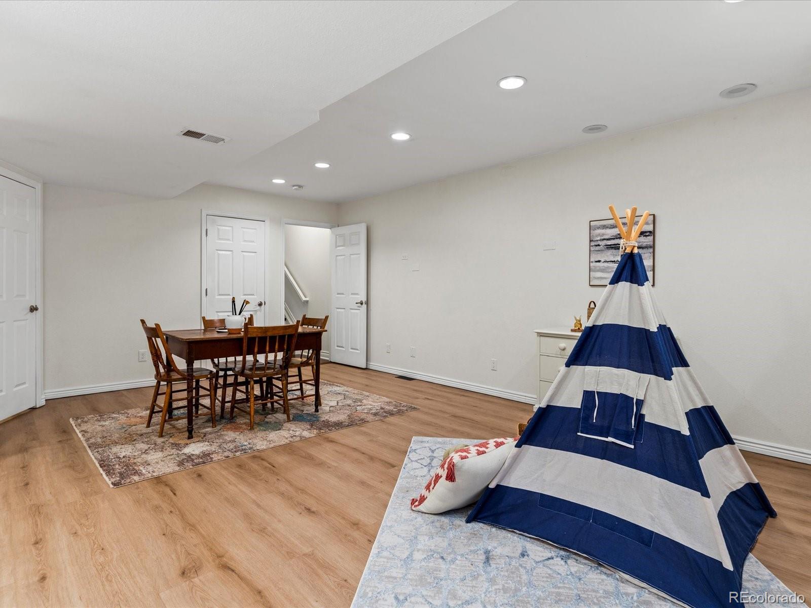 MLS Image #36 for 8805 e 28th avenue,denver, Colorado