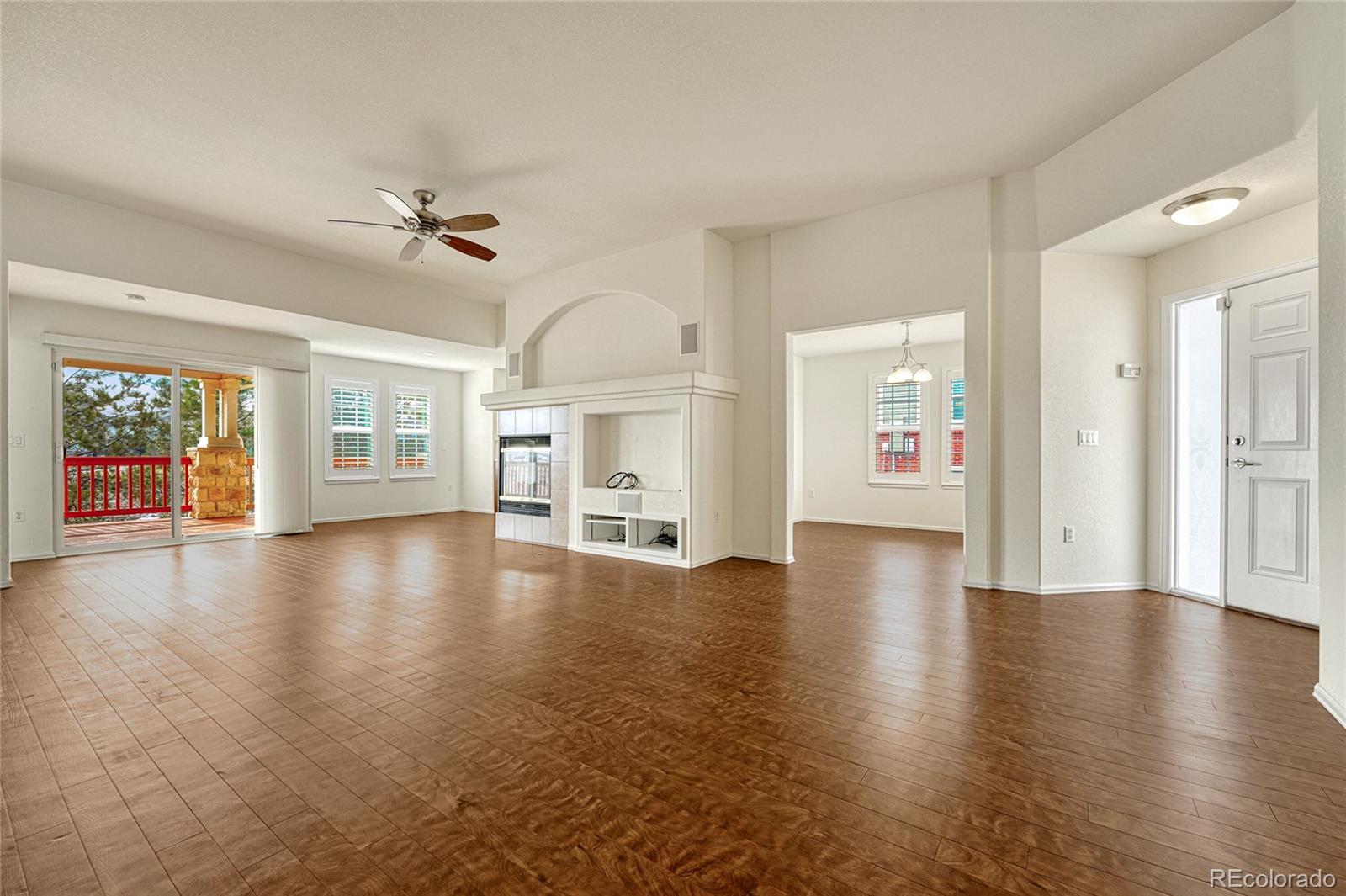 MLS Image #6 for 22380 e heritage parkway,aurora, Colorado