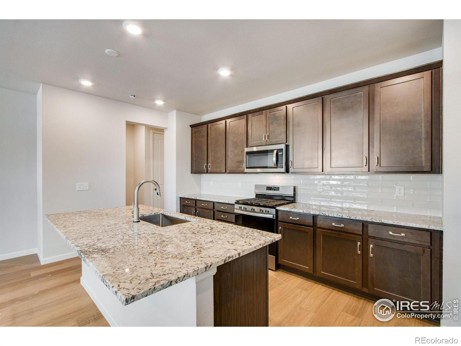 MLS Image #2 for 1419  great western drive,longmont, Colorado