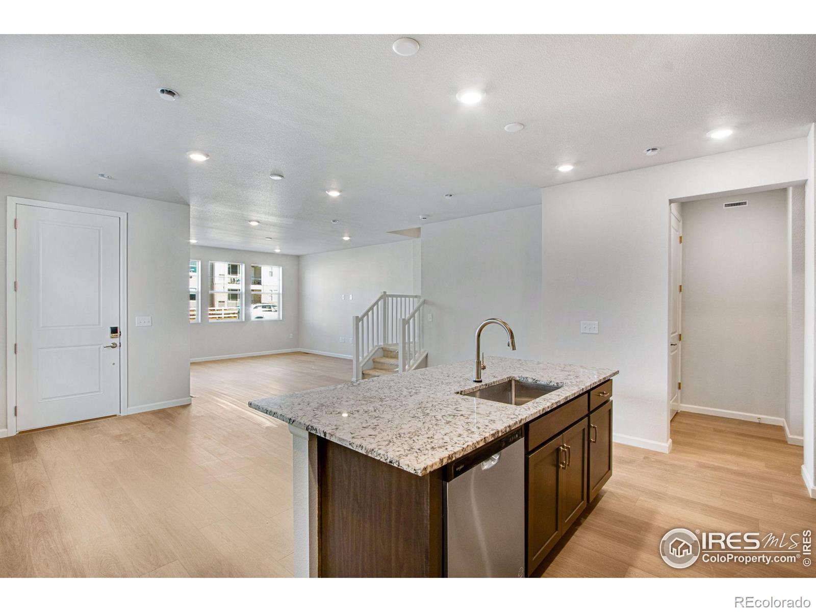 MLS Image #5 for 1419  great western drive,longmont, Colorado