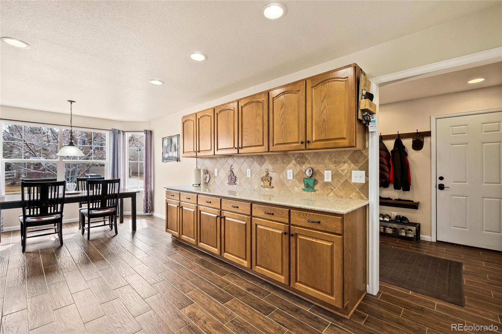 MLS Image #5 for 1128 s duquesne circle,aurora, Colorado