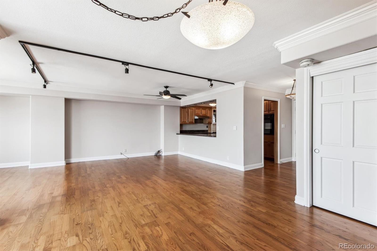 MLS Image #7 for 1551  larimer street,denver, Colorado