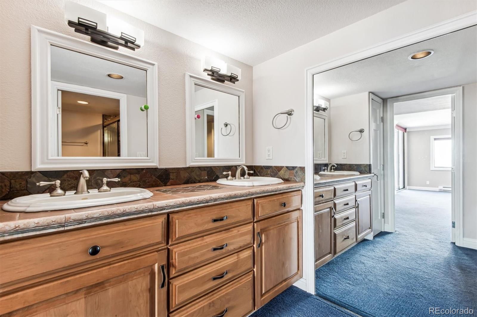 MLS Image #9 for 1551  larimer street,denver, Colorado