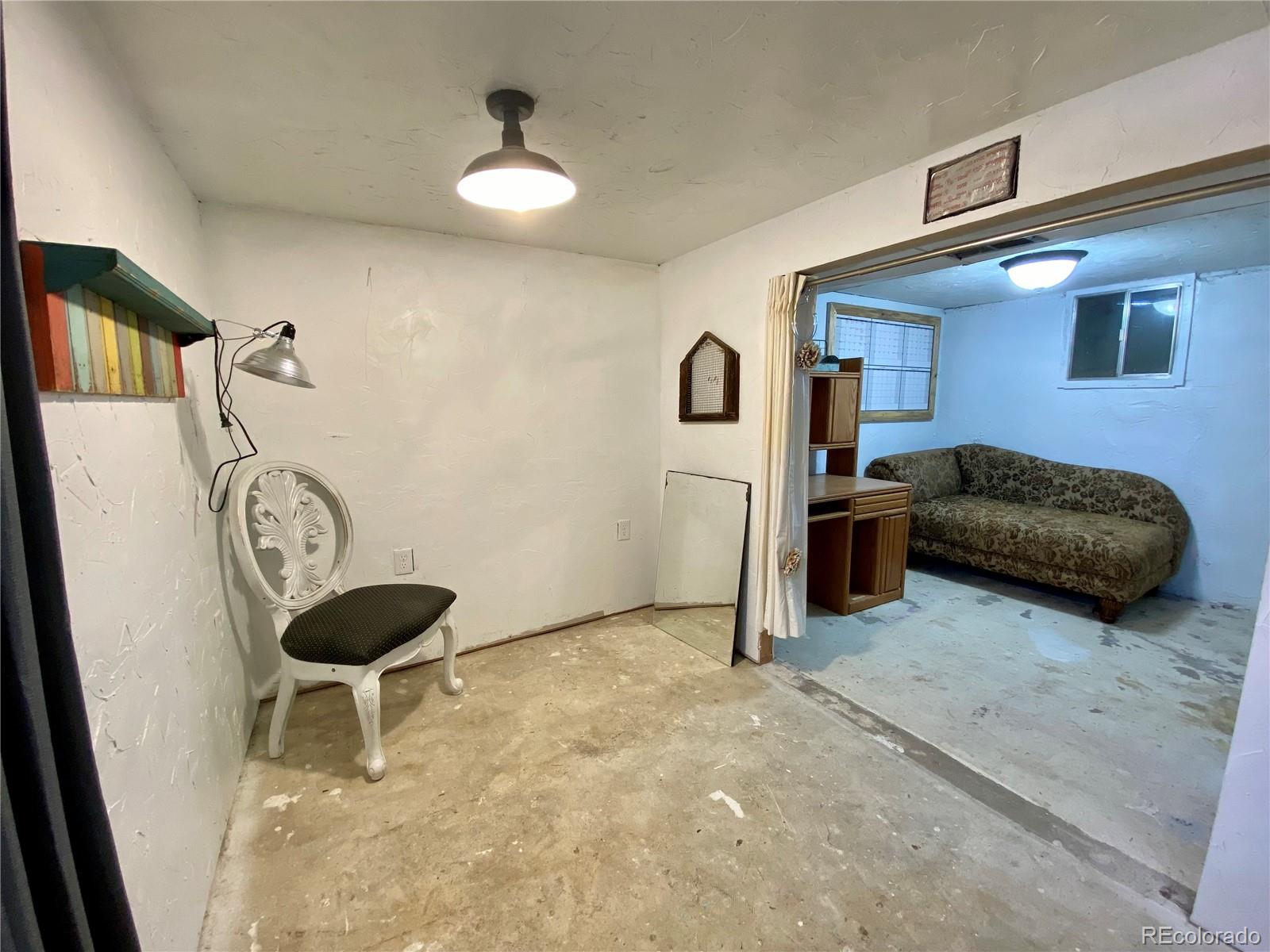 MLS Image #15 for 22178  county road r ,vona, Colorado