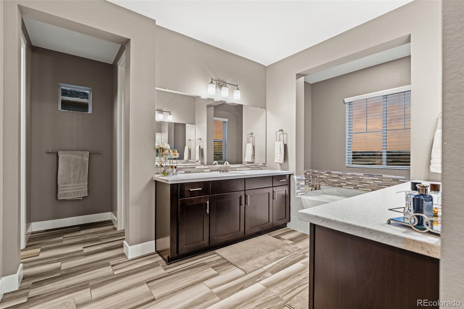 MLS Image #26 for 14845  haley avenue,parker, Colorado