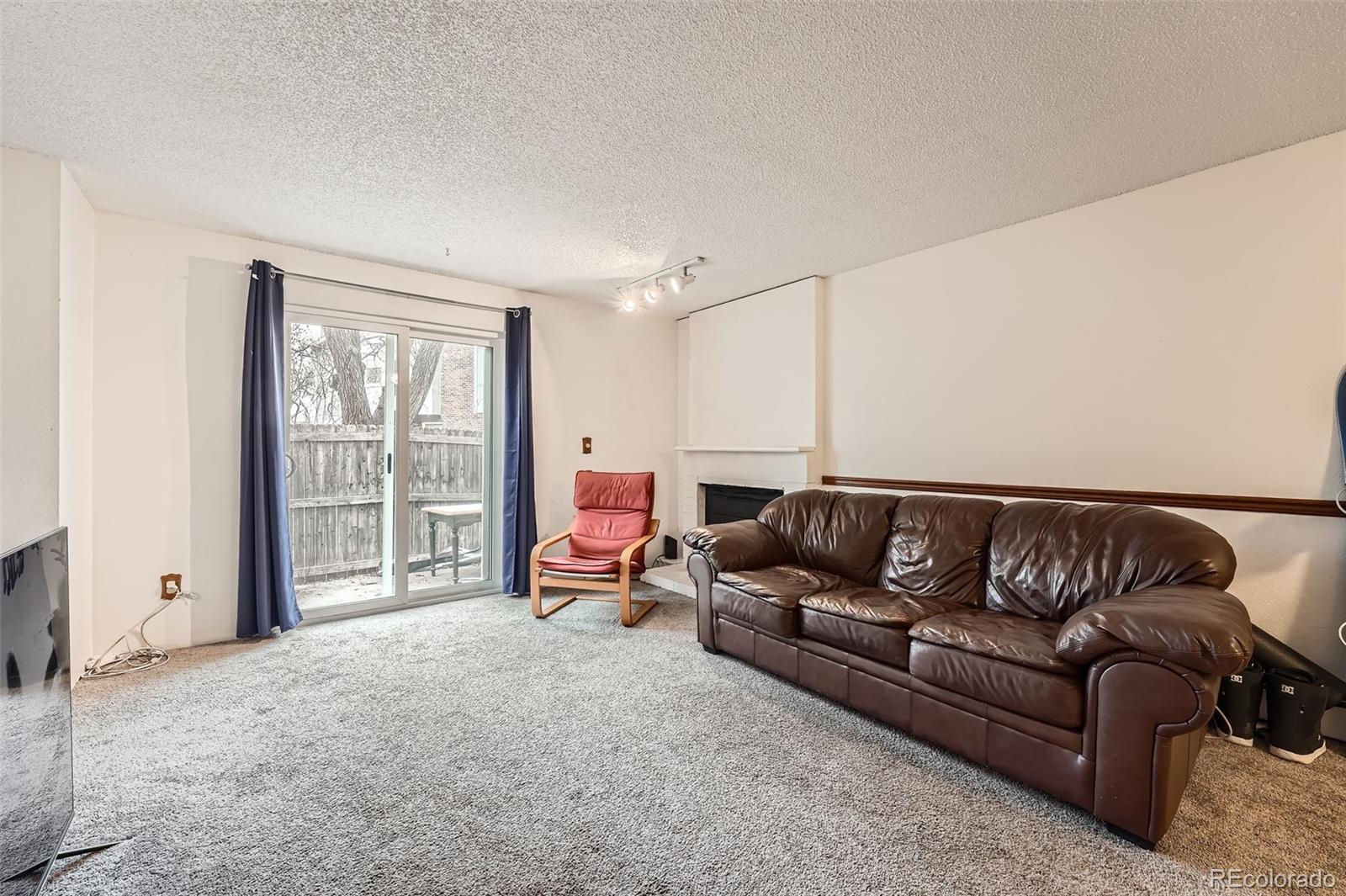 MLS Image #5 for 41  newark street,aurora, Colorado