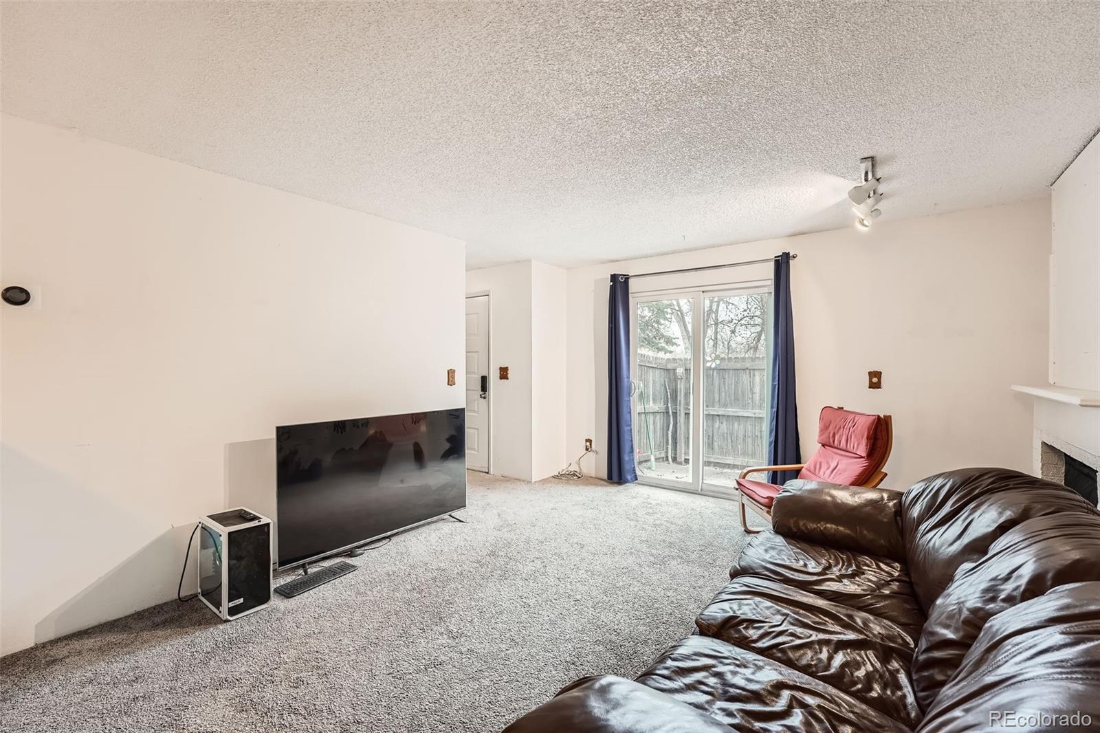 MLS Image #6 for 41  newark street,aurora, Colorado