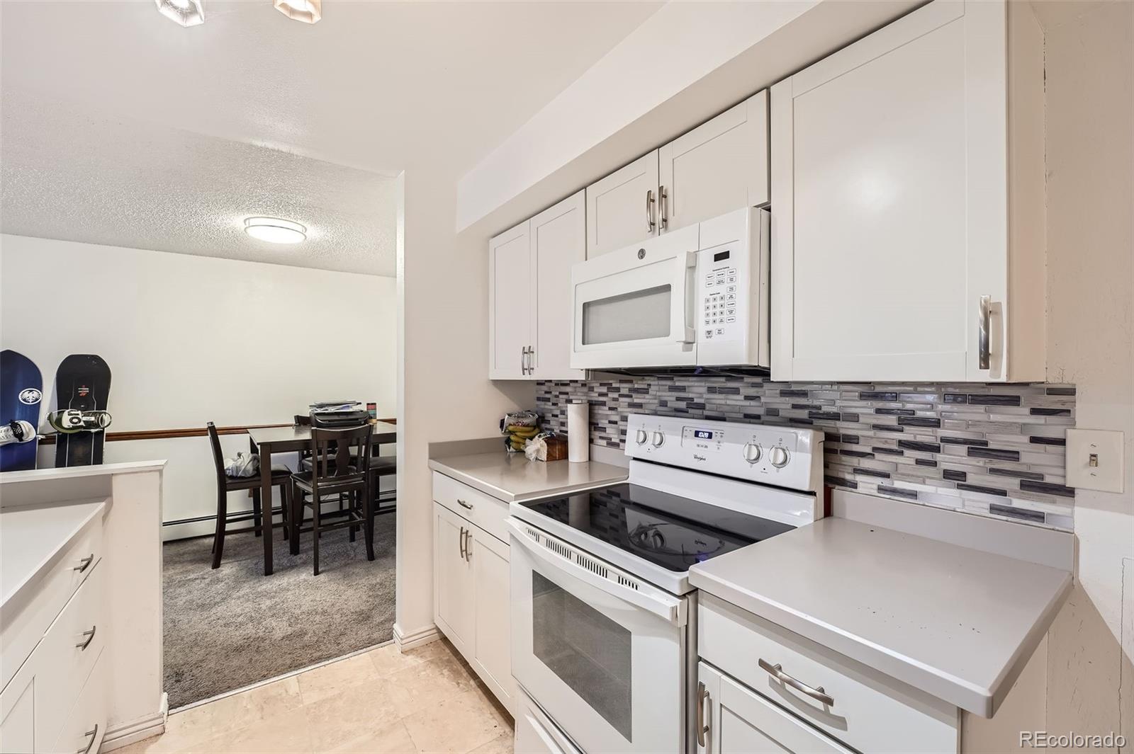 MLS Image #9 for 41  newark street,aurora, Colorado