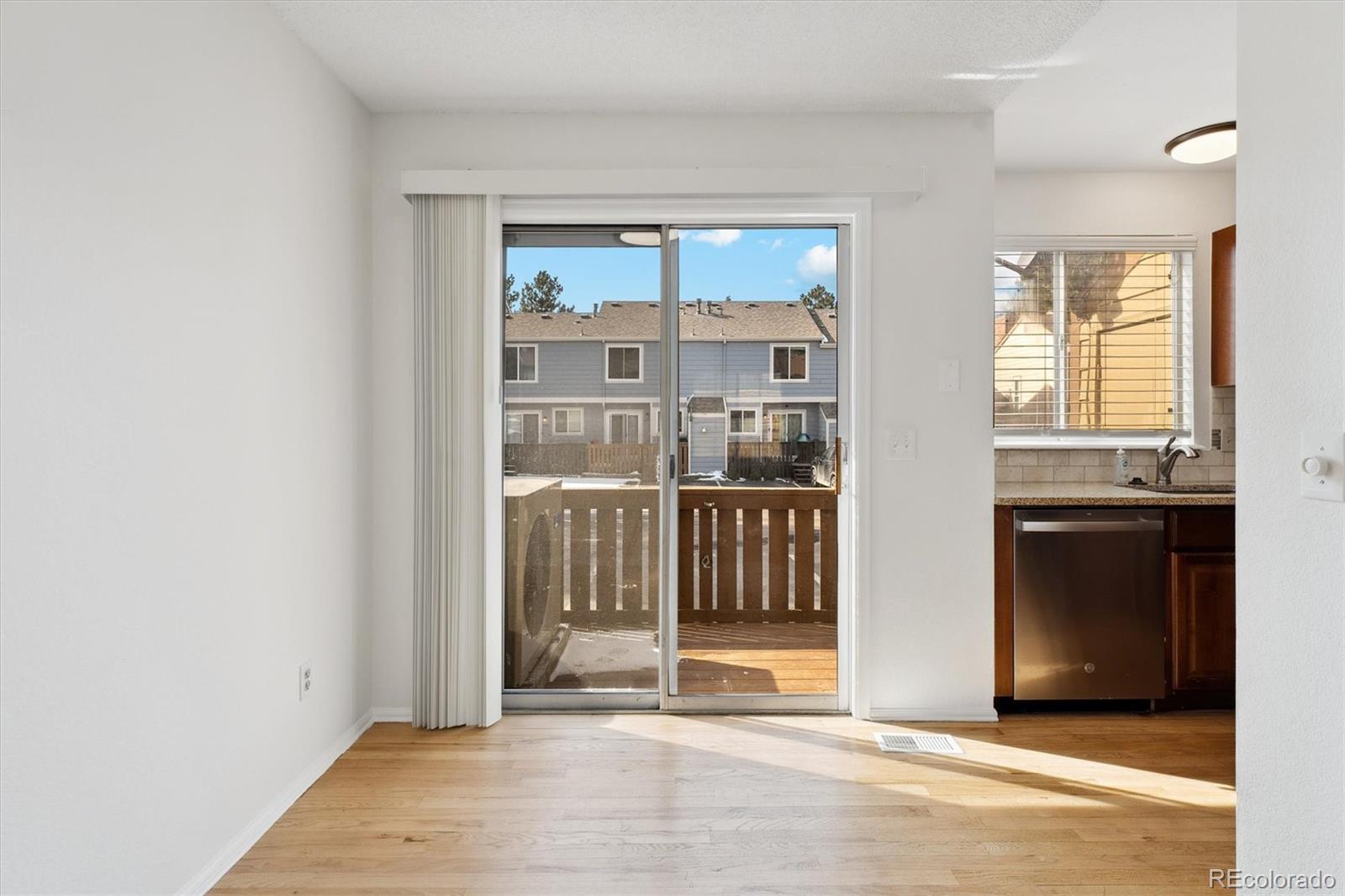 MLS Image #11 for 894  summer drive,highlands ranch, Colorado