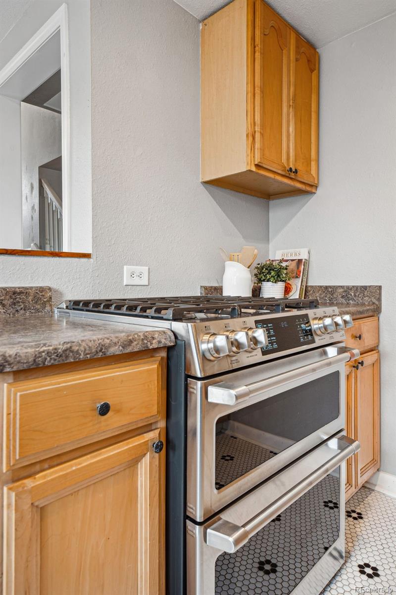 MLS Image #14 for 2930 s birch street,denver, Colorado