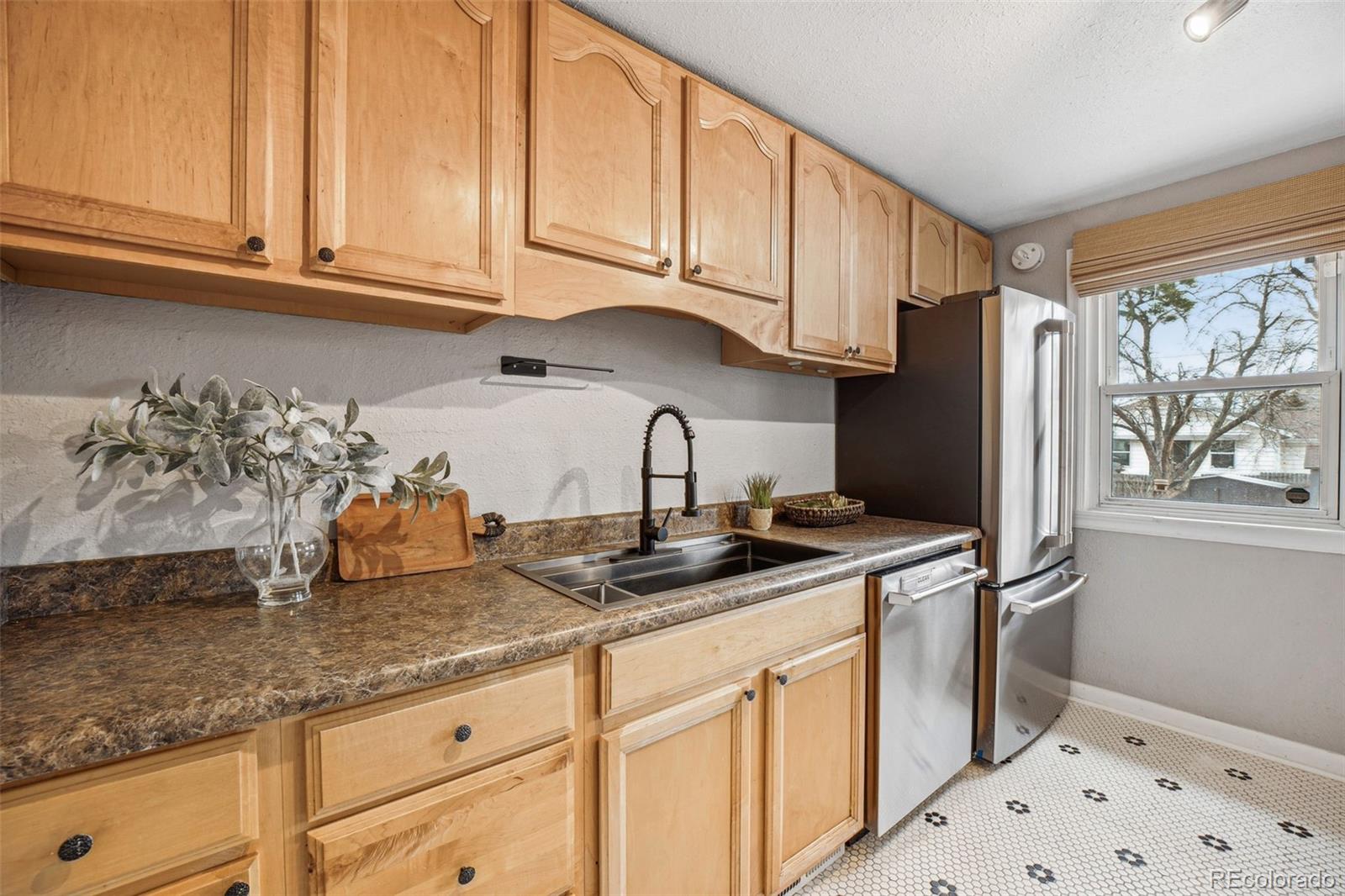 MLS Image #15 for 2930 s birch street,denver, Colorado