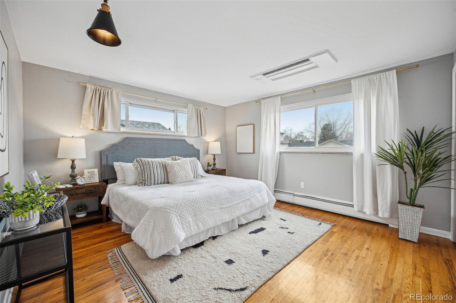 MLS Image #29 for 2930 s birch street,denver, Colorado