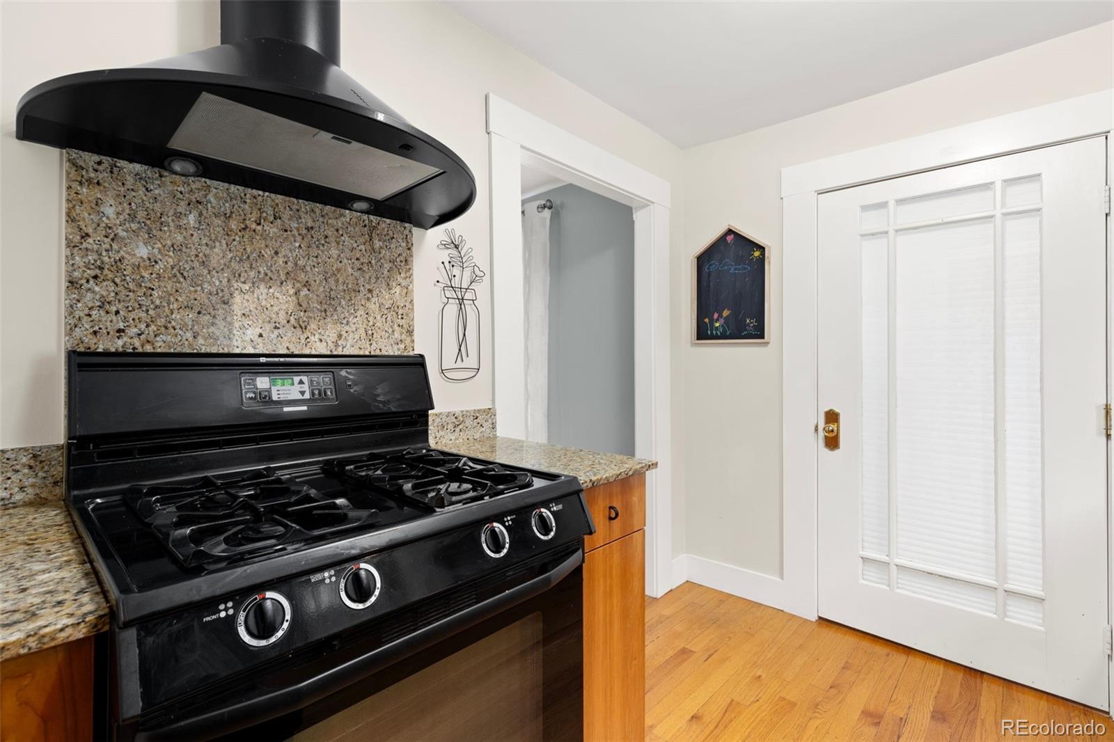 MLS Image #13 for 610  terry street,longmont, Colorado