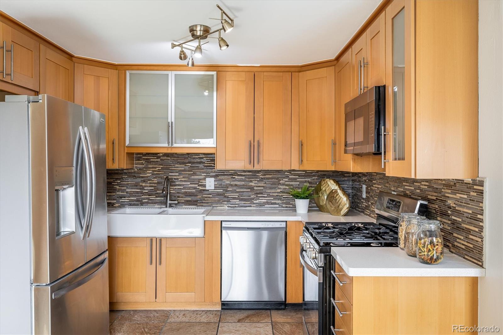 MLS Image #10 for 4470 w lakeridge road,denver, Colorado