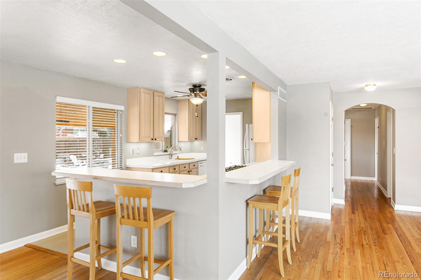 MLS Image #7 for 2700 s high street,denver, Colorado