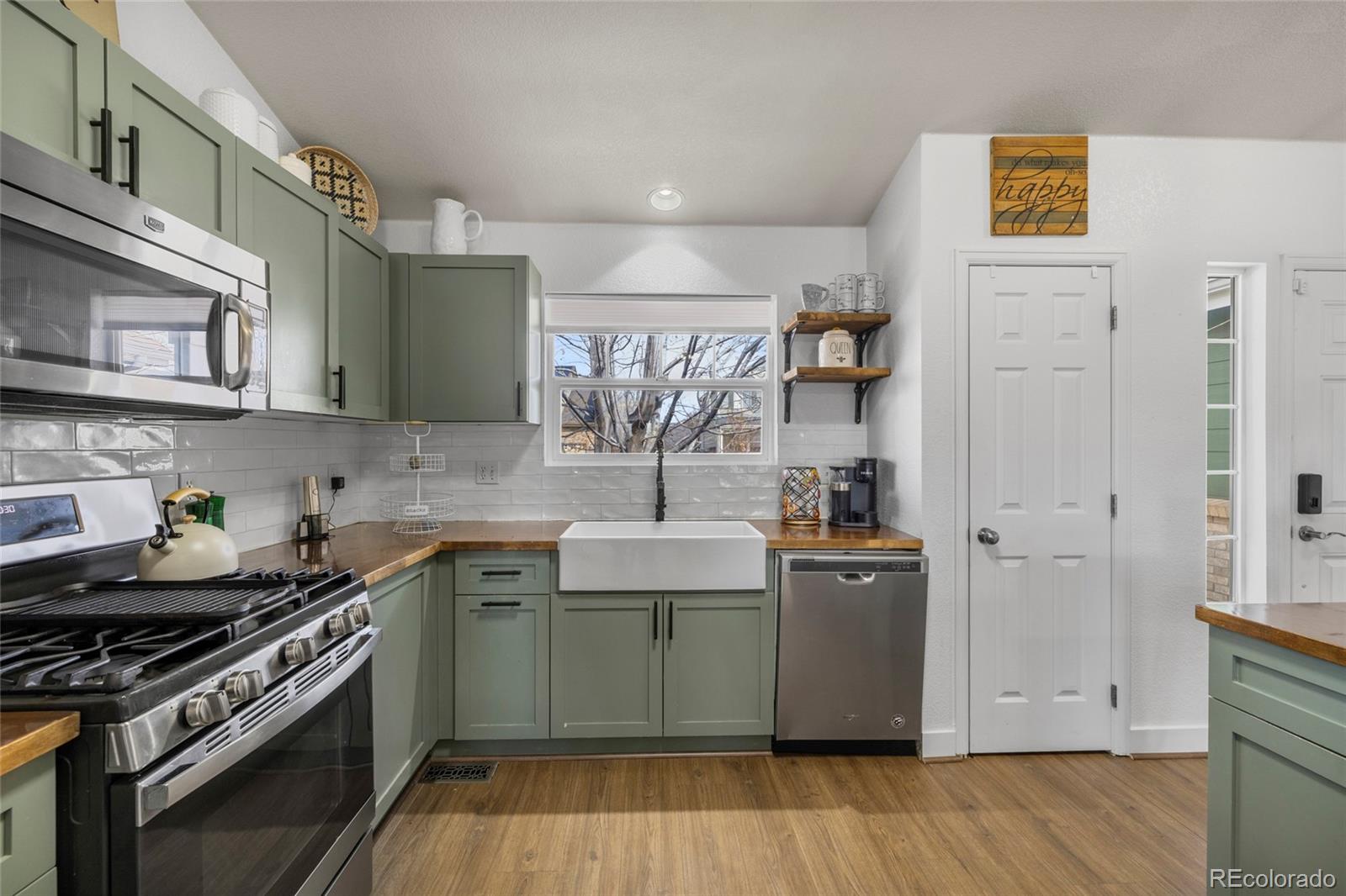 MLS Image #3 for 5753  canyon circle,frederick, Colorado
