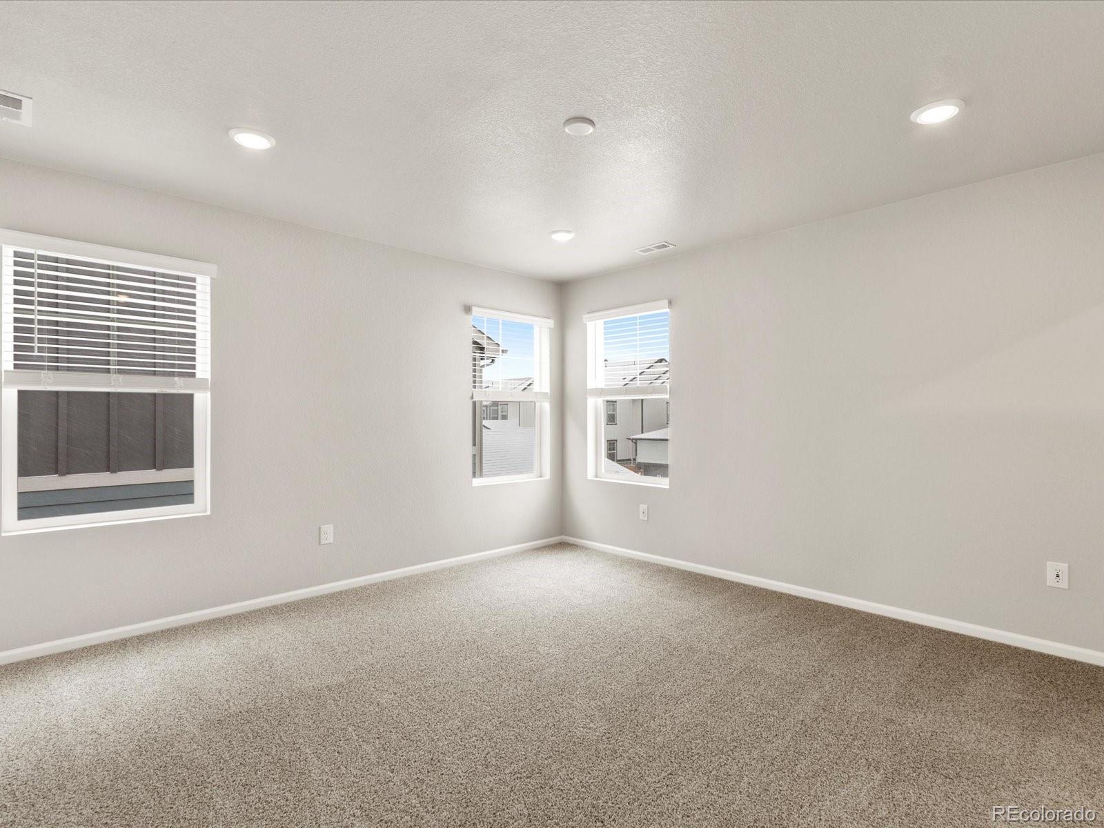 MLS Image #18 for 255 e 4th street,berthoud, Colorado