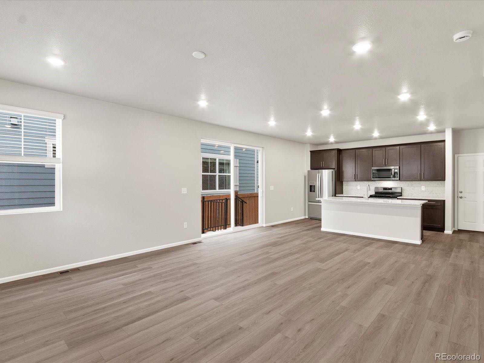 MLS Image #2 for 255 e 4th street,berthoud, Colorado
