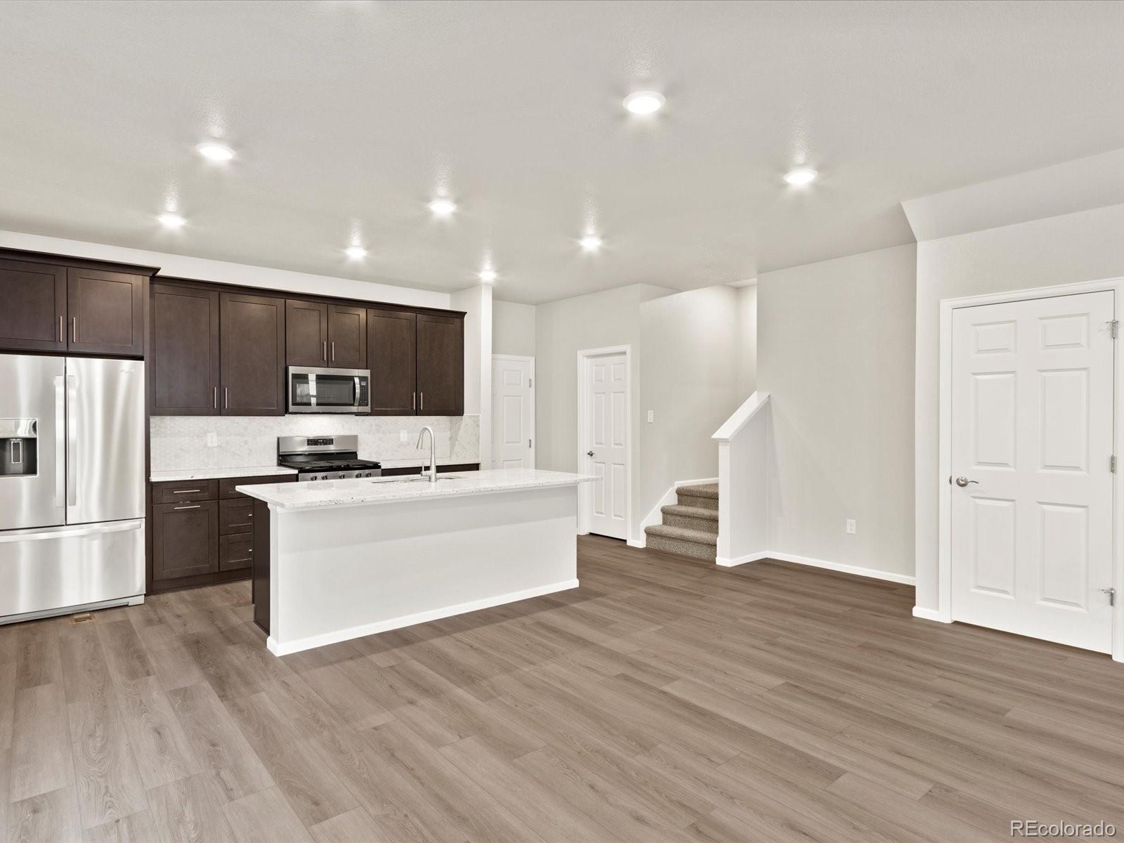 MLS Image #6 for 255 e 4th street,berthoud, Colorado