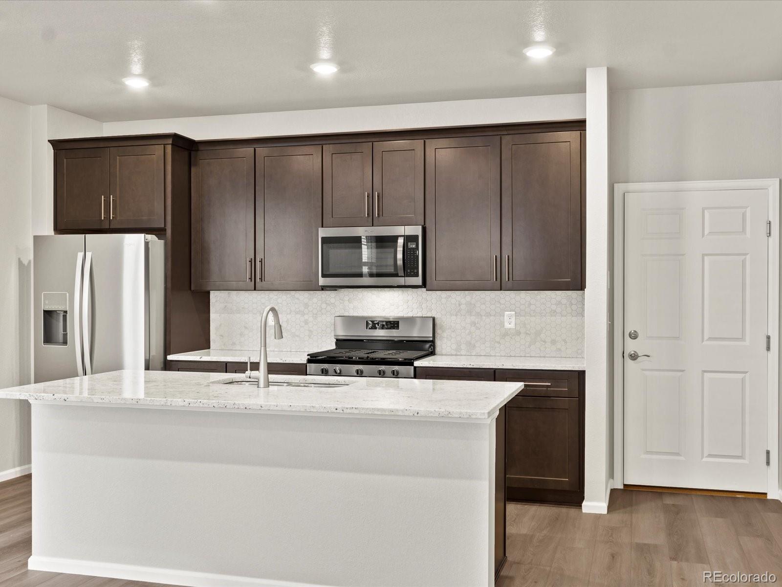 MLS Image #8 for 255 e 4th street,berthoud, Colorado