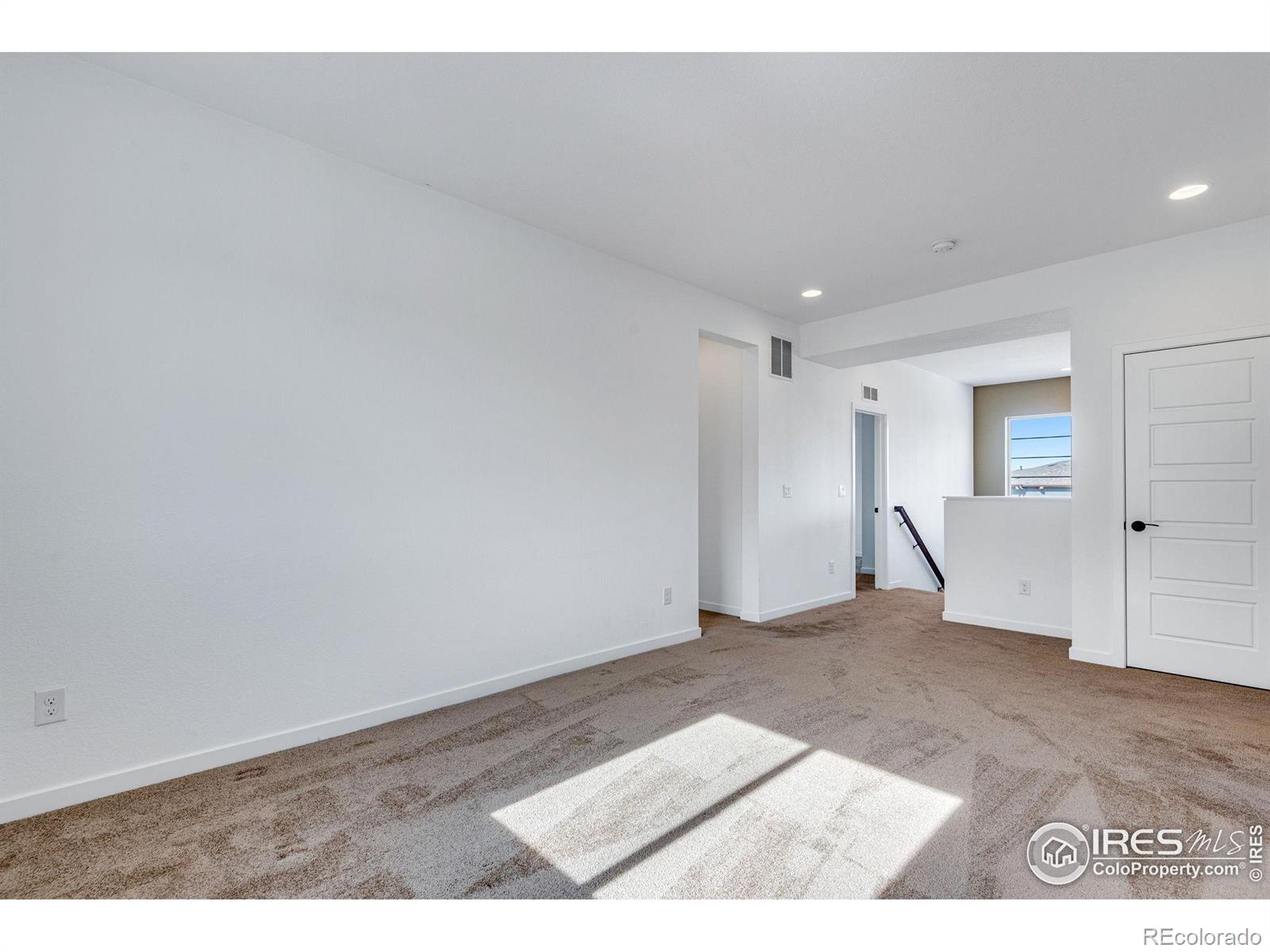 MLS Image #16 for 956  equinox drive,erie, Colorado