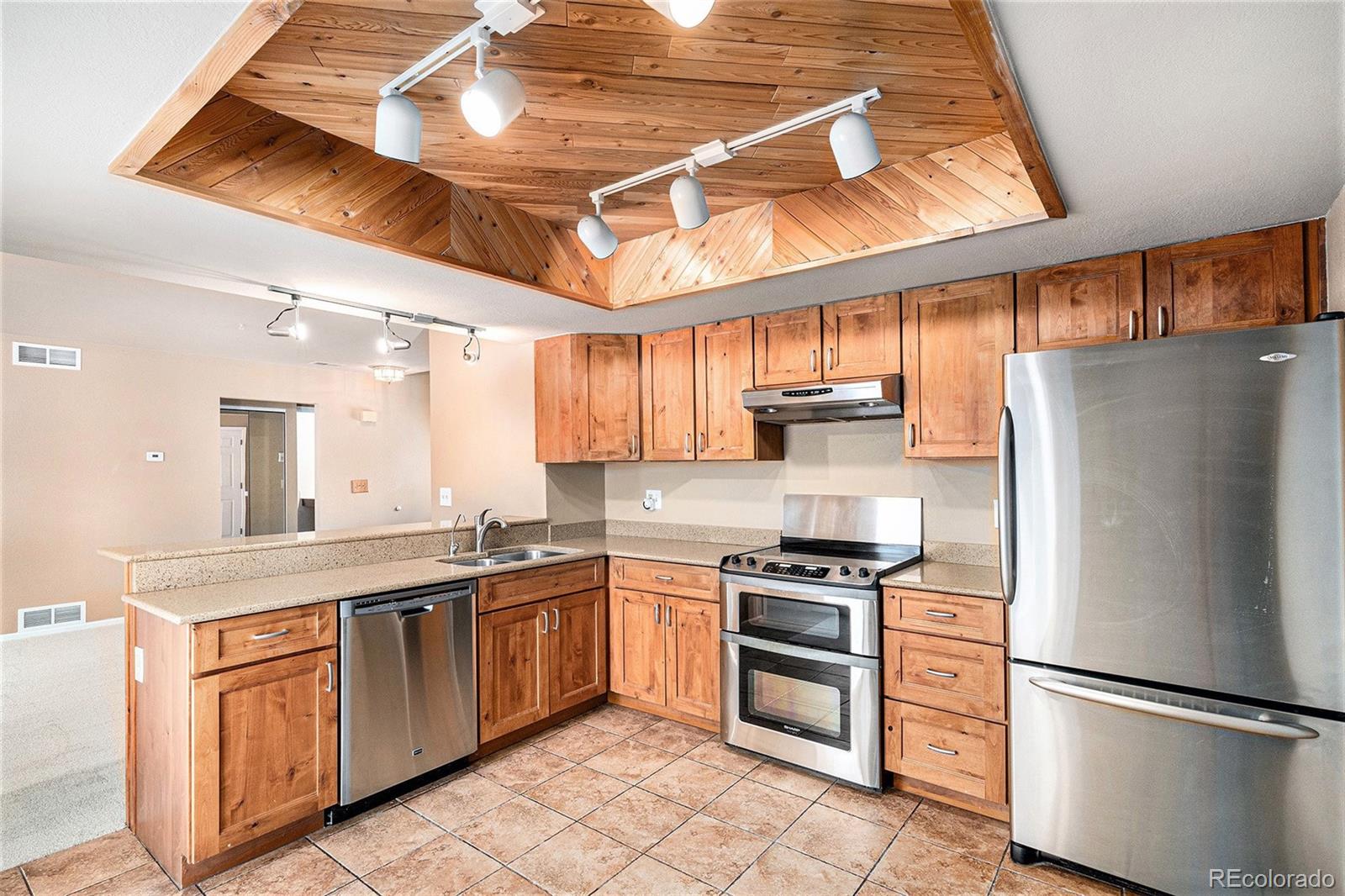 MLS Image #12 for 2141 s victor street,aurora, Colorado