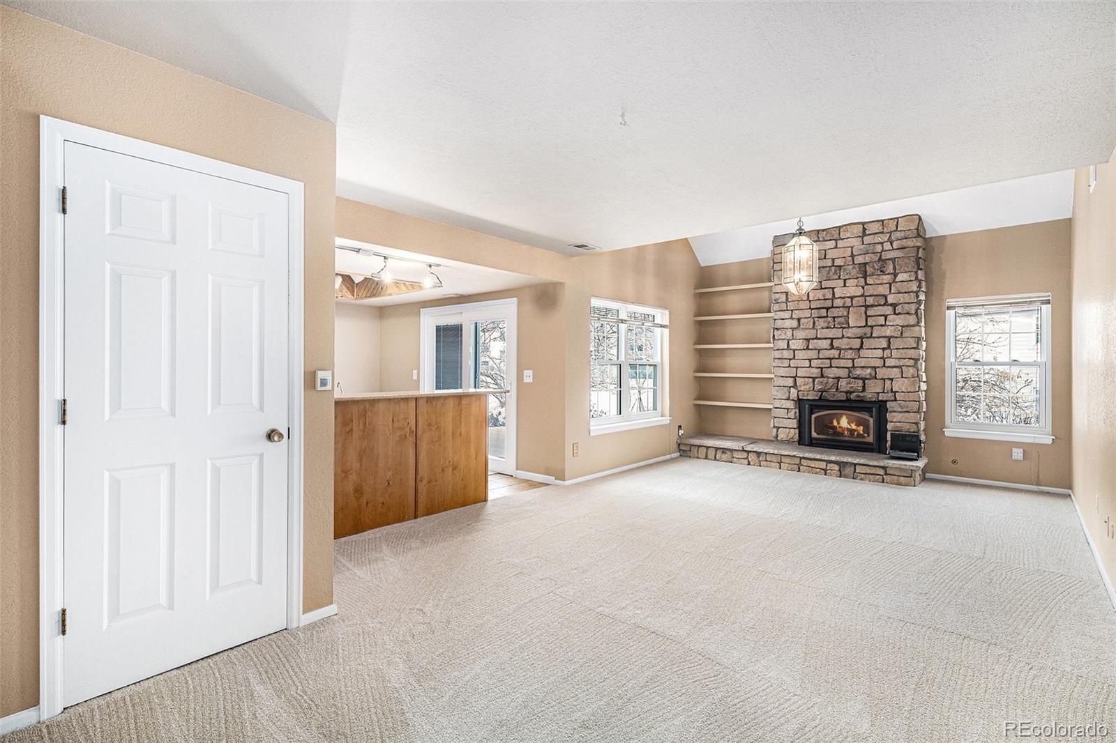 MLS Image #2 for 2141 s victor street,aurora, Colorado