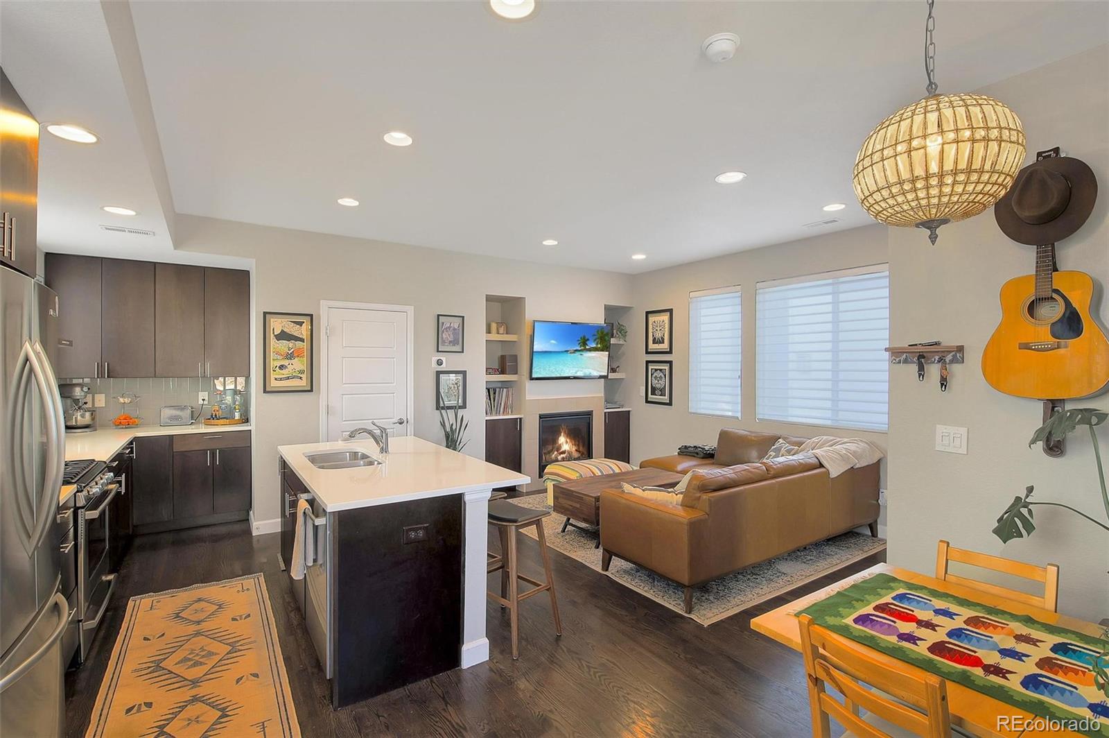 MLS Image #5 for 2044 n high street,denver, Colorado