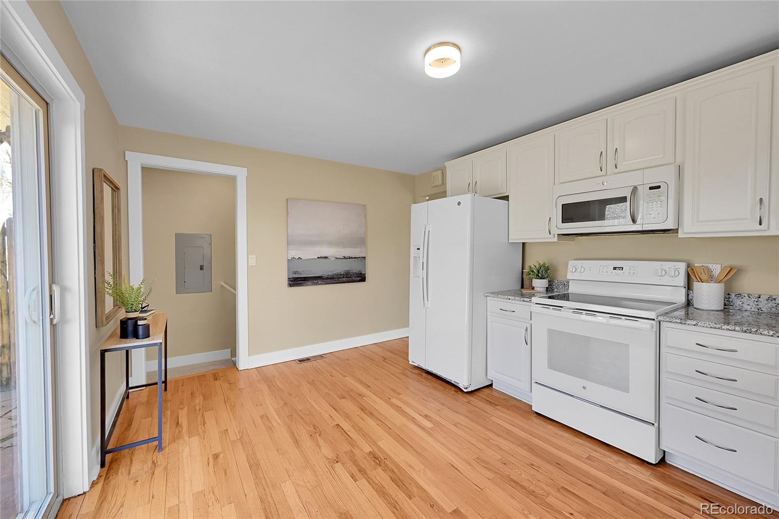 MLS Image #14 for 3209 n olive street,denver, Colorado