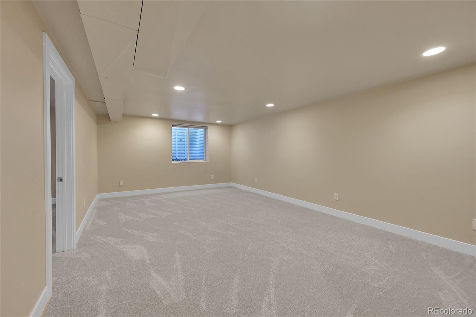 MLS Image #17 for 3209 n olive street,denver, Colorado