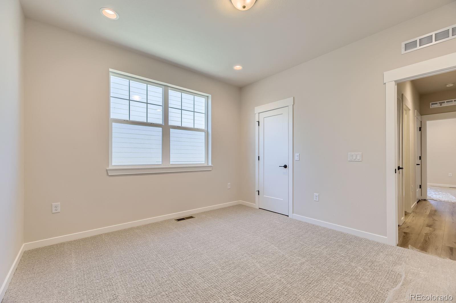 MLS Image #17 for 8946 s rome court,aurora, Colorado