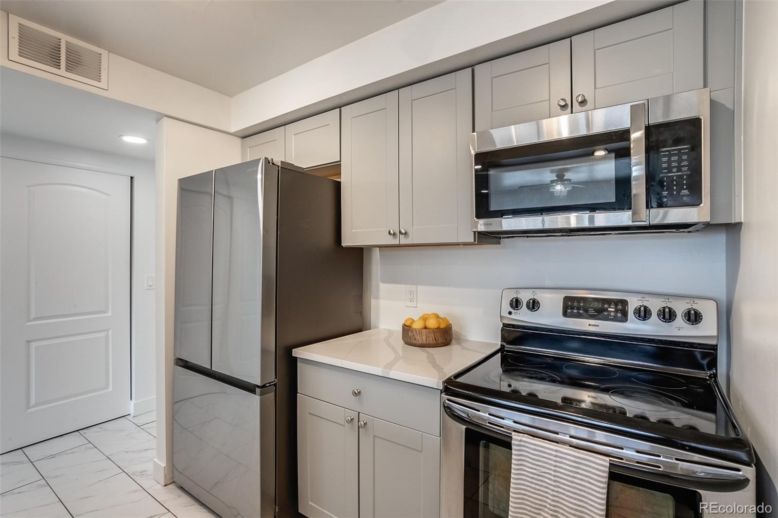MLS Image #11 for 14150 e temple drive,aurora, Colorado