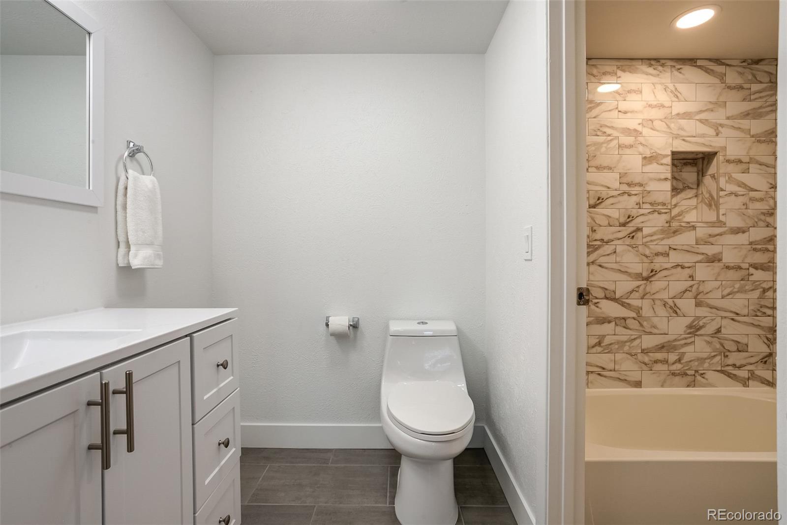 MLS Image #23 for 14150 e temple drive,aurora, Colorado