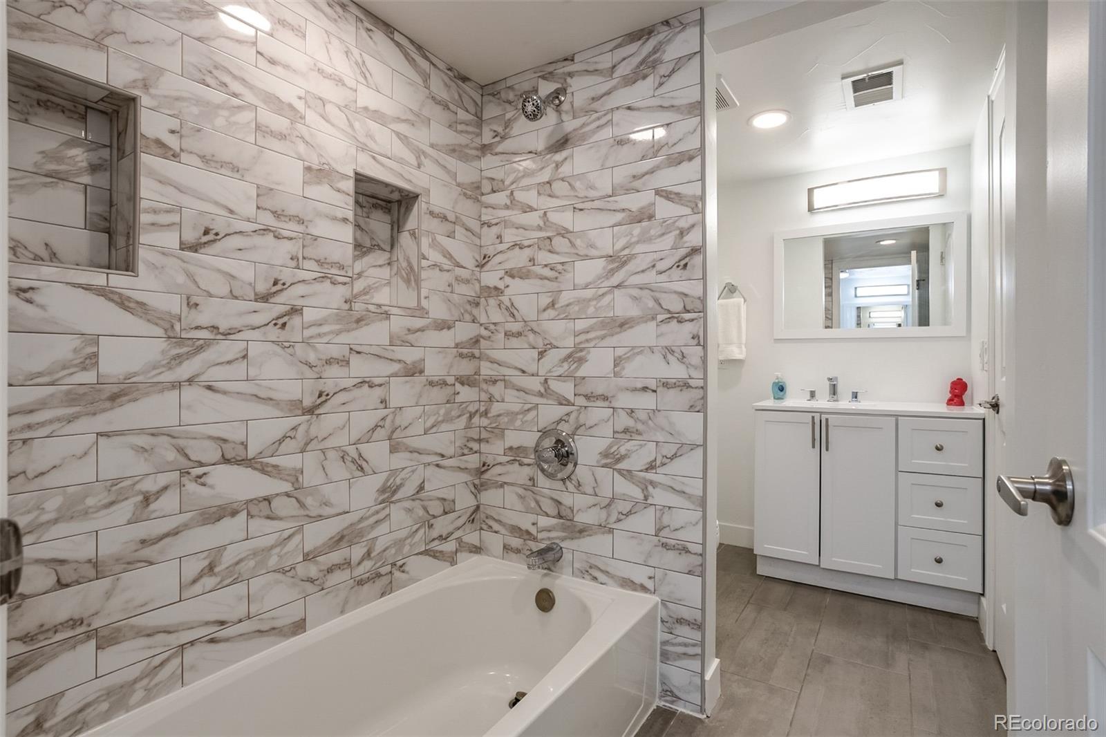 MLS Image #27 for 14150 e temple drive,aurora, Colorado