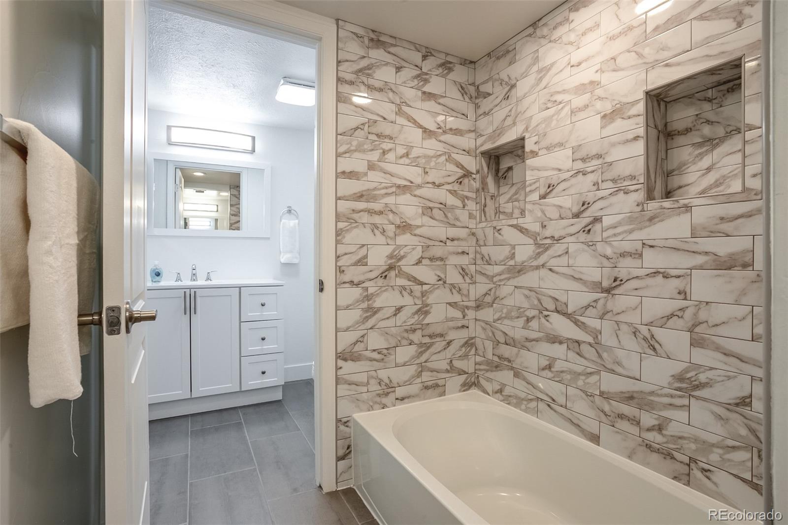 MLS Image #28 for 14150 e temple drive,aurora, Colorado