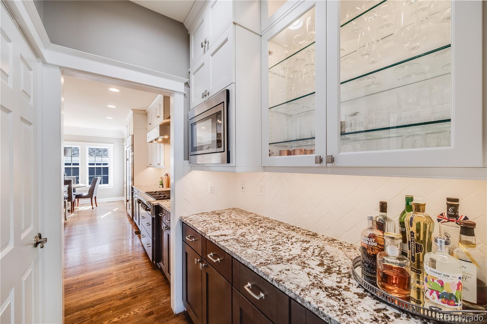 MLS Image #11 for 8156 e 35th avenue,denver, Colorado