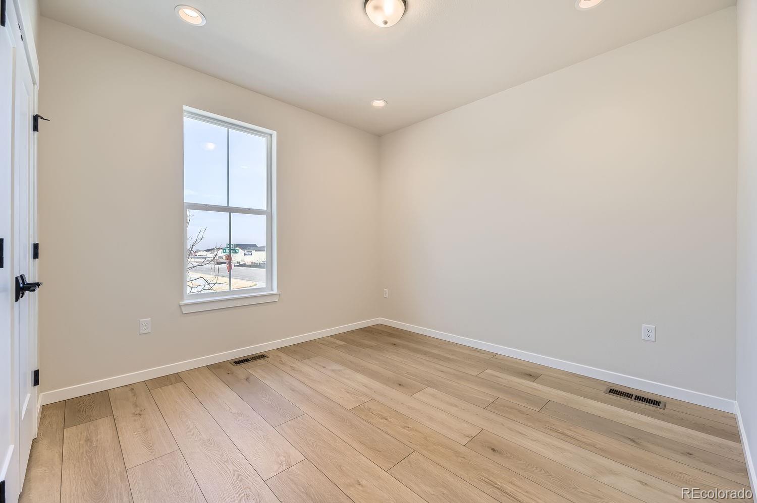 MLS Image #17 for 8926 s rome court,aurora, Colorado