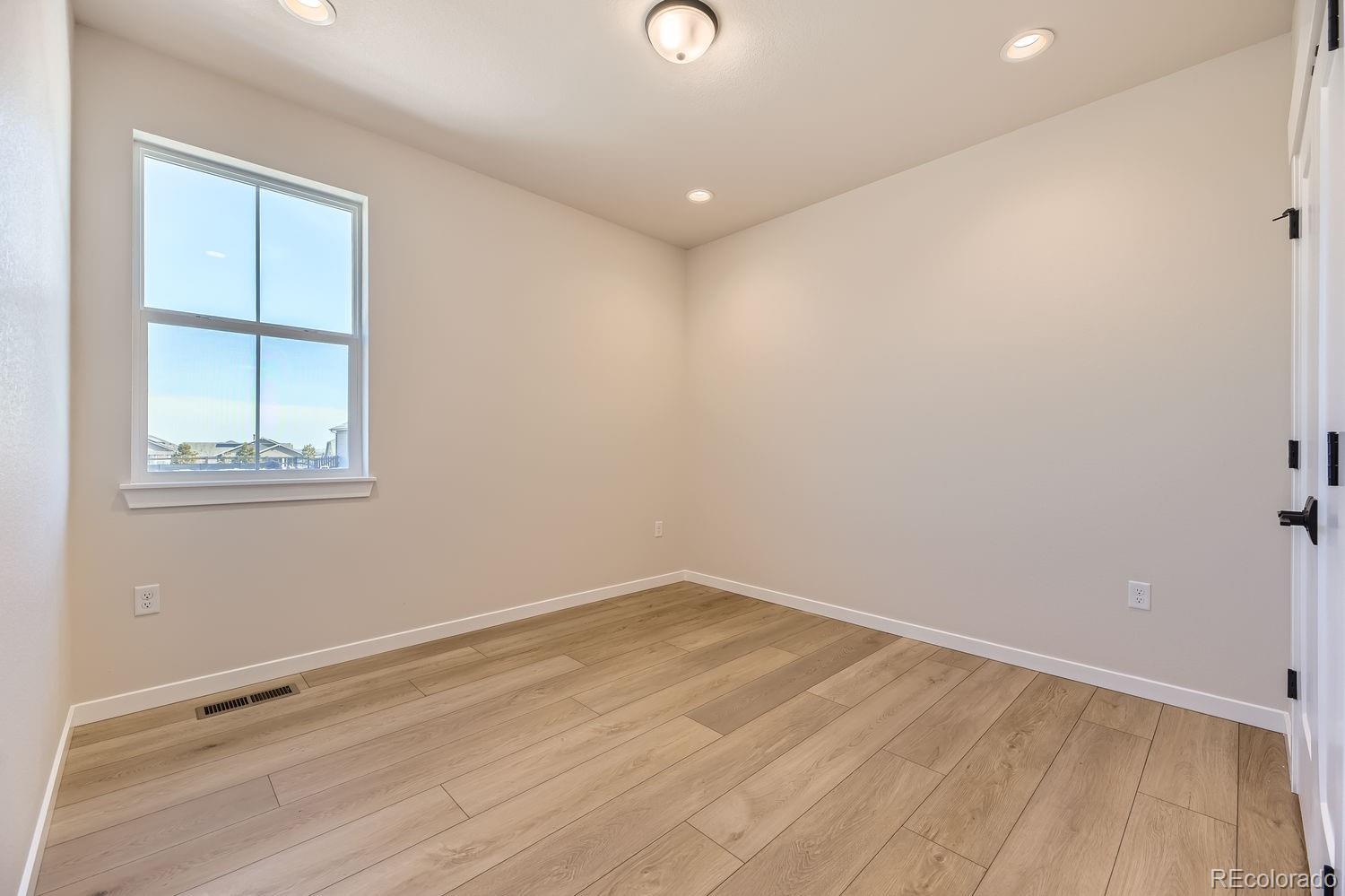 MLS Image #19 for 8926 s rome court,aurora, Colorado