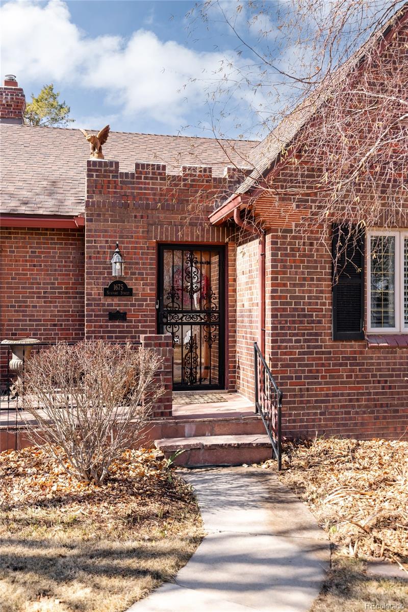 MLS Image #1 for 1675  newport street,denver, Colorado
