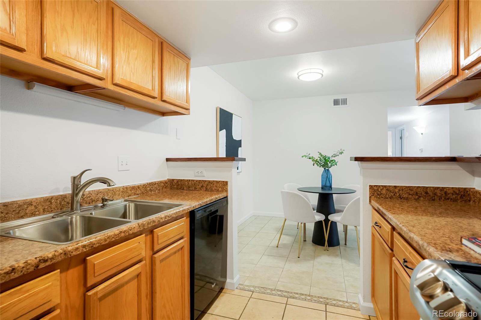 MLS Image #7 for 3452 s eagle street,aurora, Colorado