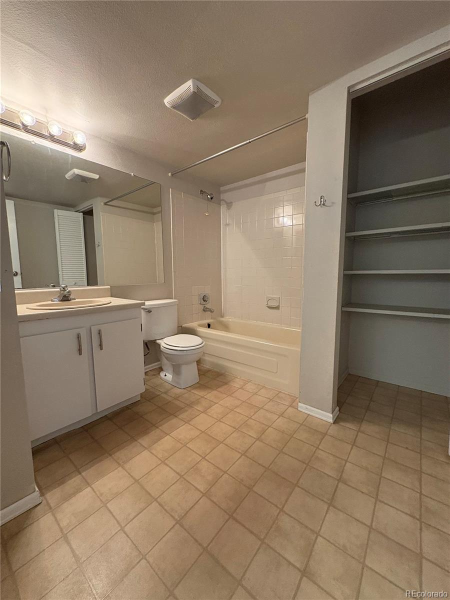 MLS Image #16 for 8555  fairmount drive,denver, Colorado