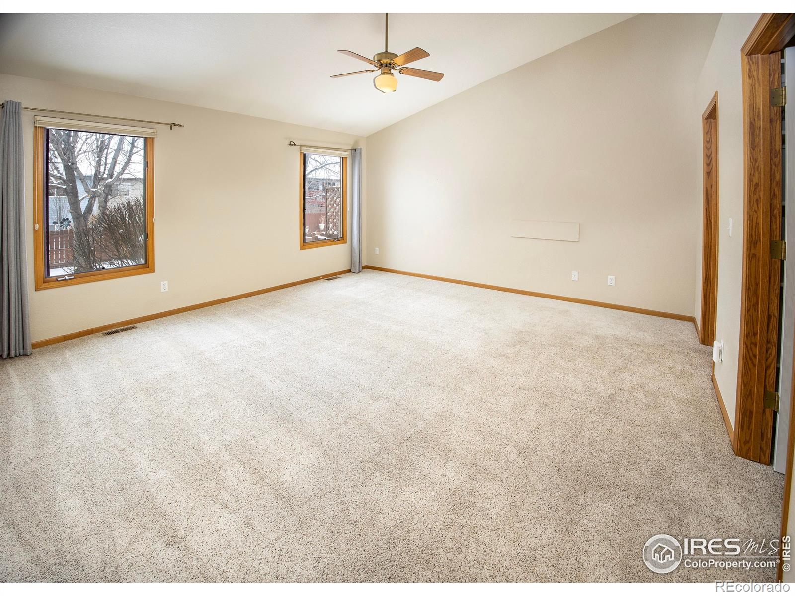 MLS Image #12 for 898 n 4th street,johnstown, Colorado