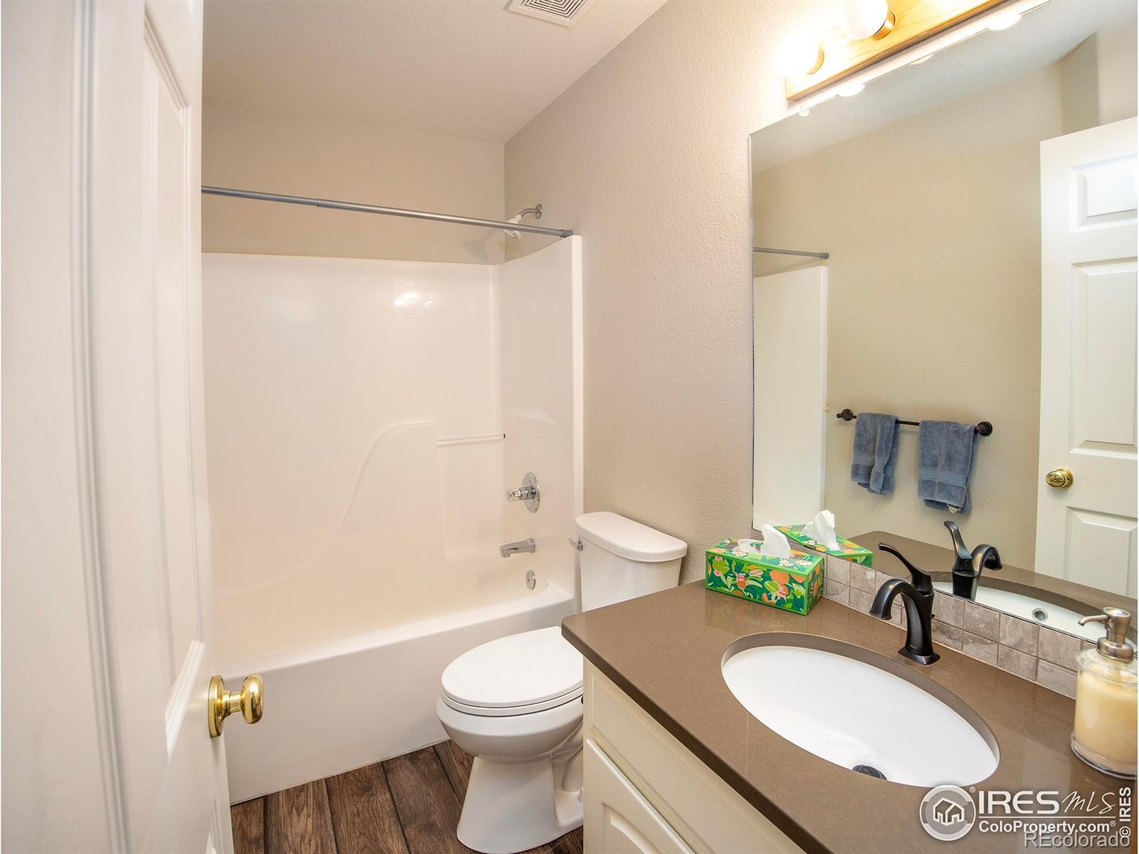 MLS Image #18 for 898 n 4th street,johnstown, Colorado