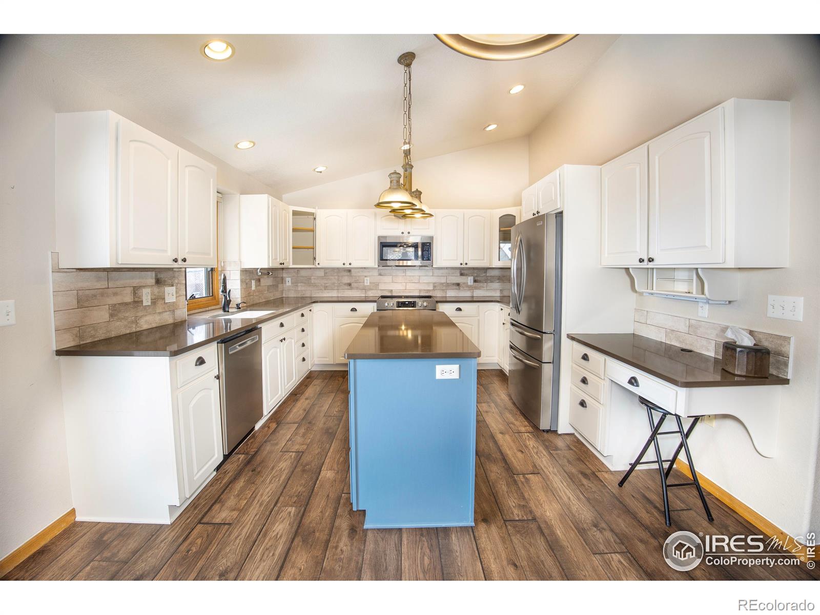 MLS Image #8 for 898 n 4th street,johnstown, Colorado
