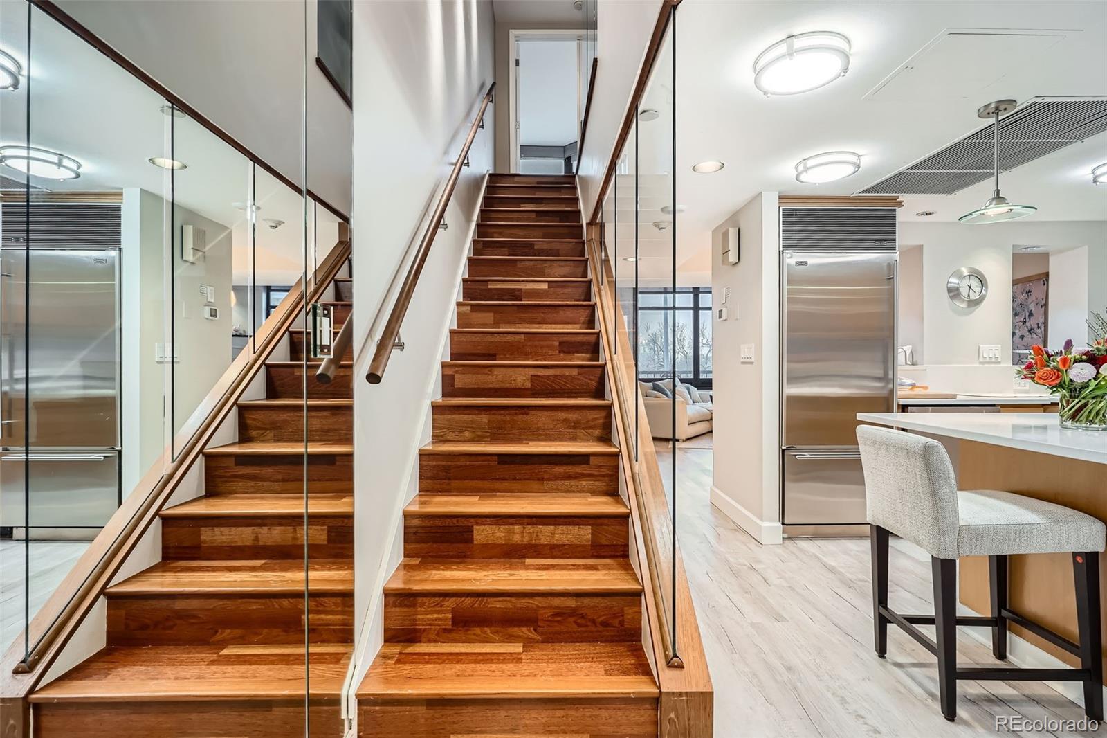 MLS Image #13 for 1350  lawrence street 2f,denver, Colorado