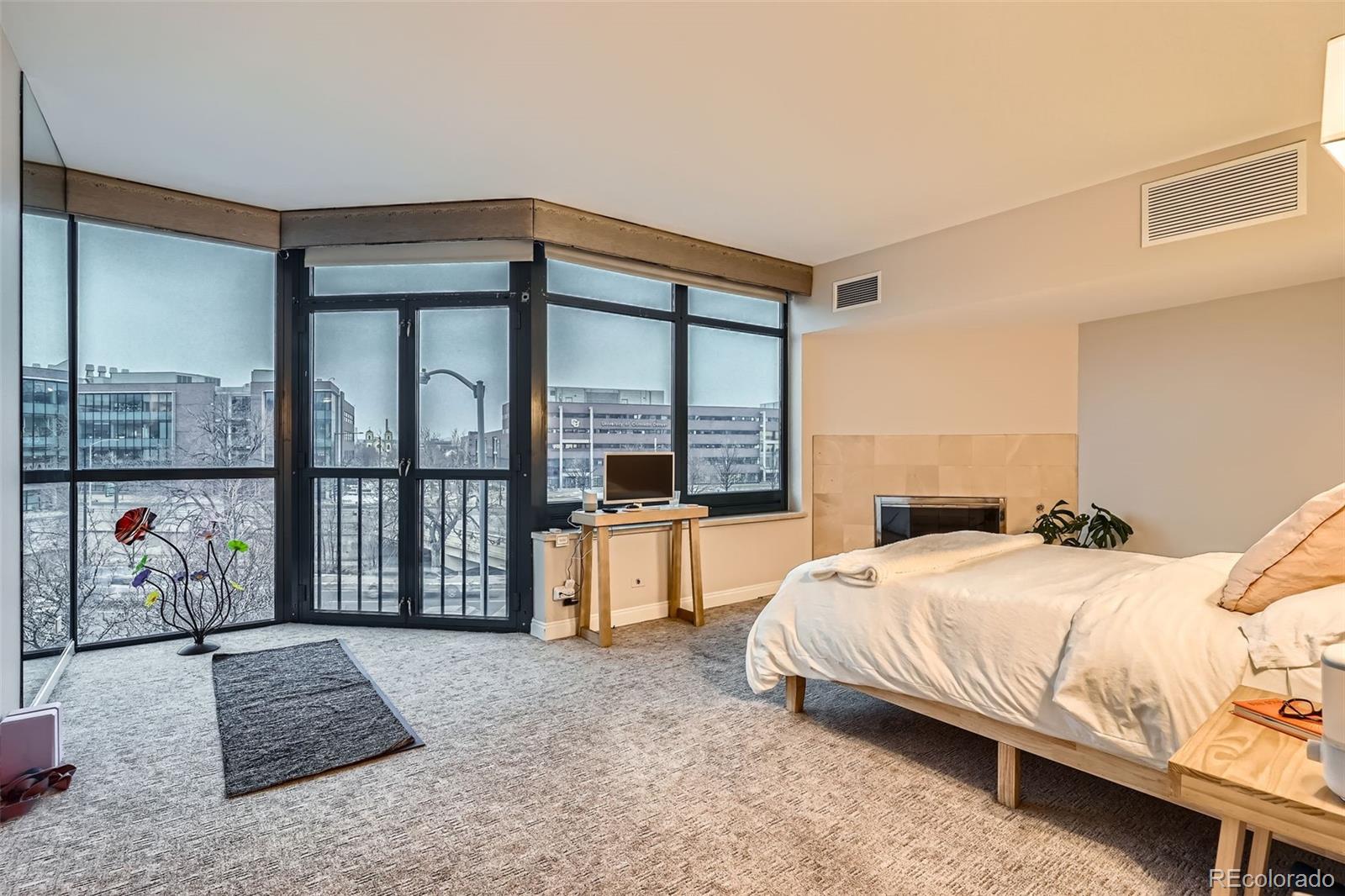 MLS Image #14 for 1350  lawrence street 2f,denver, Colorado