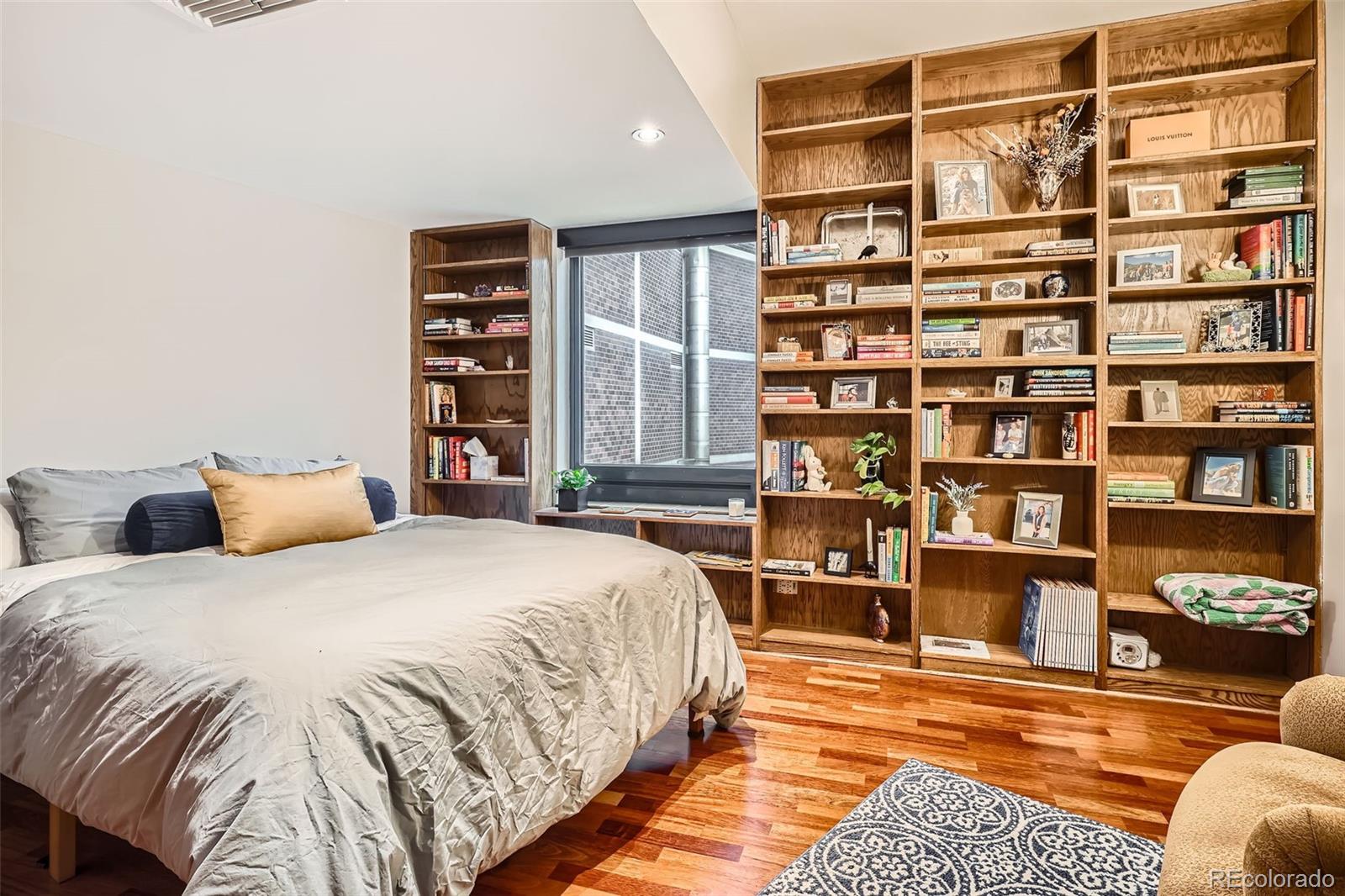 MLS Image #20 for 1350  lawrence street 2f,denver, Colorado