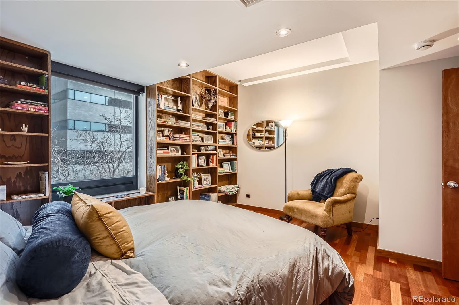 MLS Image #21 for 1350  lawrence street 2f,denver, Colorado